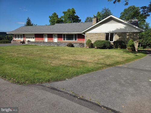1215 Sylvan Cir, BELLEFONTE, PA, 16823-2501 | Card Image