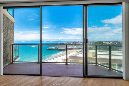 apt-705-531 Esplanade, Redondo Beach, CA, 90277-4099 | Card Image