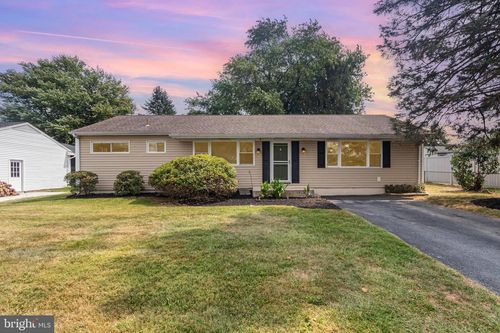 5 Ronald Rd, MECHANICSBURG, PA, 17050-6827 | Card Image