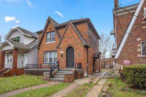 8143 Wisconsin St, Detroit, MI, 48204-5516 | Card Image