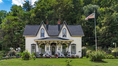 5010 Narrows Rd, Frazeysburg, OH, 43822-9378 | Card Image