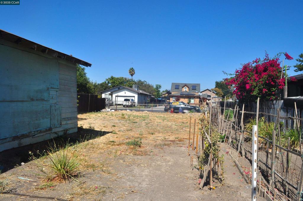 Land in Stockton 5