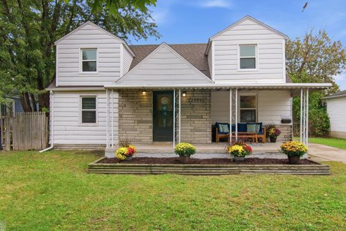 22600 Oaklane St, Warren, MI, 48089-5449 | Card Image
