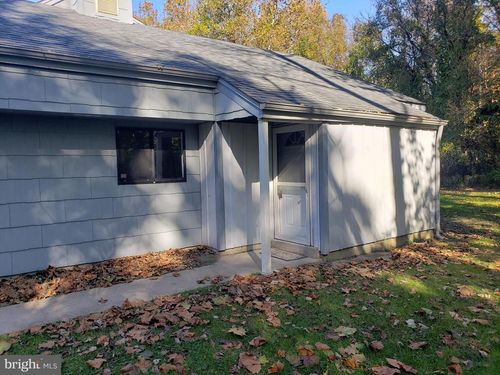 33 Dover Dr, LINDENWOLD, NJ, 08021-6706 | Card Image