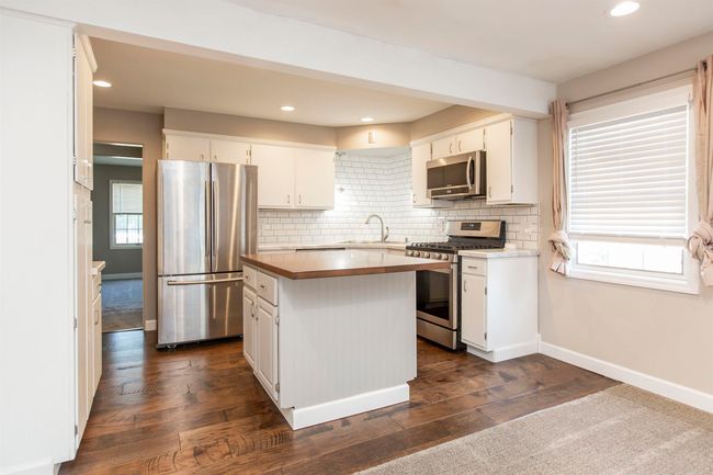 2029 Riverside Dr, House other with 4 bedrooms, 2 bathrooms and null parking in South Bend IN | Image 7