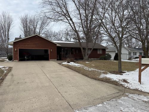1807 Brookside Dr, Albert Lea, MN, 56007-2140 | Card Image