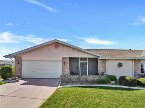 202 Cactusflower Ln, SUN CITY CENTER, FL, 33573-6243 | Card Image