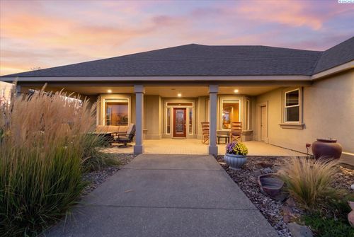 197908 E 30th Ave, Kennewick, WA, 99337-6251 | Card Image
