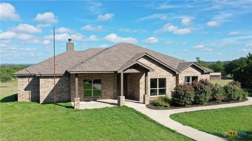 123 Hard Bargain Dr, Gatesville, TX, 76528-4910 | Card Image