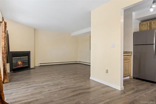 unit-8-7 Lexington Hl, Harriman, NY, 10926-3450 | Card Image