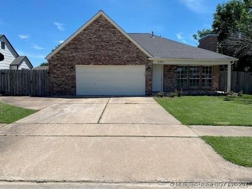 3301 5th St, Broken Arrow, OK, 74012-8243 | Card Image
