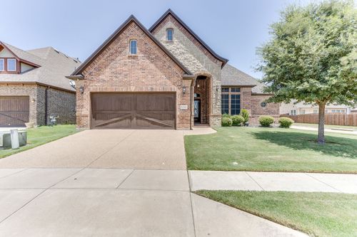 8241 Sandhill Crane Dr, Fort Worth, TX, 76118-4505 | Card Image