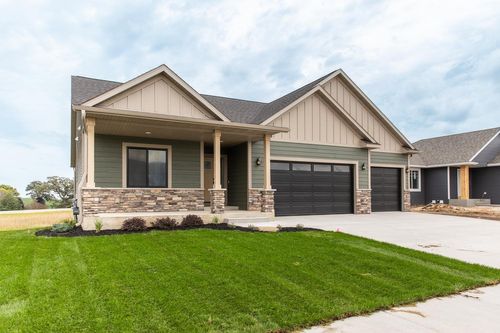 1781 Brandt Drive Ne, Byron, MN, 55920 | Card Image