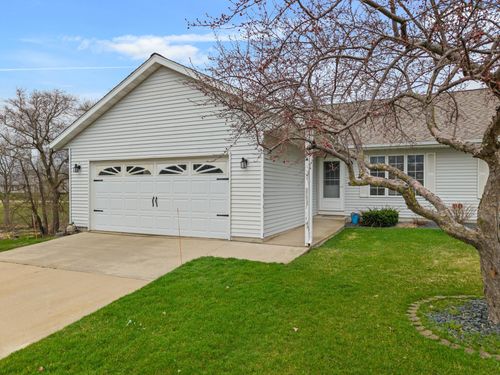 160 Orchard Manor Dr Se, Plainview, MN, 55964-1363 | Card Image