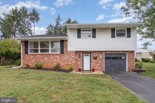 5223 Windsor Blvd, MECHANICSBURG, PA, 17055-3529 | Card Image