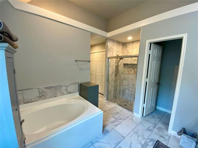 7938 Feather Springs Dr, House other with 4 bedrooms, 4 bathrooms and 2 parking in Houston TX | Image 19