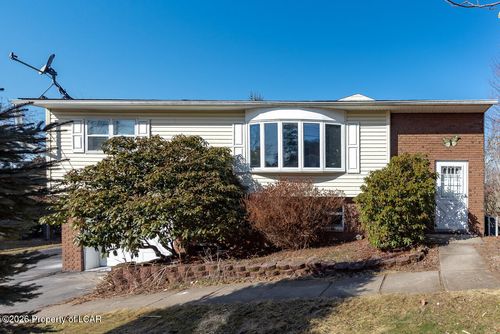 1 Sycamore Rd, Mountain Top, PA, 18707-2208 | Card Image