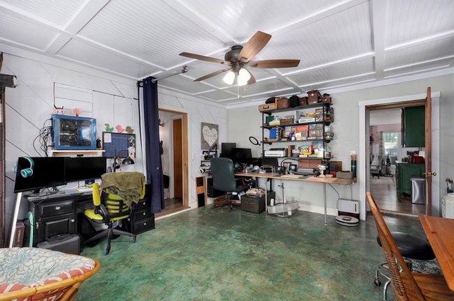 In-law quarters sunroom | Image 28