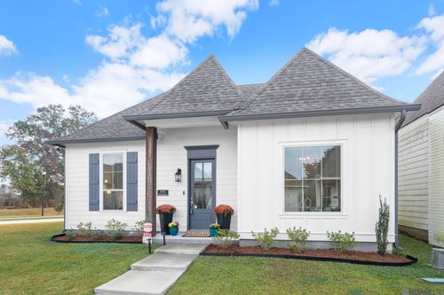 6504 Silver Oak Dr, Baton Rouge, LA, 70817-5808 | Card Image