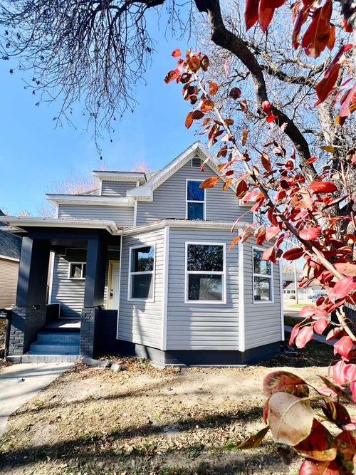 419 N Bellevue Ave, Hastings, NE, 68901-5025 | Card Image