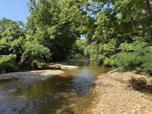 424 E Commerce St, Waverly, TN, 37185-1735 | Card Image