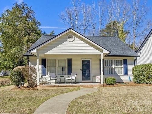 106 Thistle Ct, Greenwood, SC, 29646-8544 | Card Image