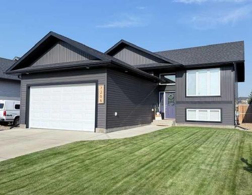 7206 29 St, Lloydminster, AB, T9V3N1 | Card Image
