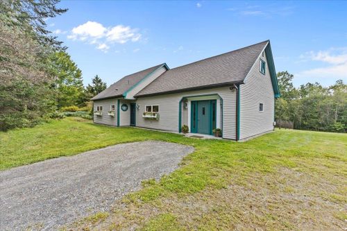 119 Brook And Pine Road, Morristown, VT, 05661 | Card Image