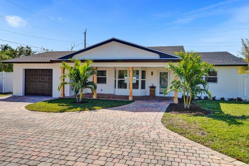 530 Kingbird Cir, Delray Beach, FL, 33444-1934 | Card Image