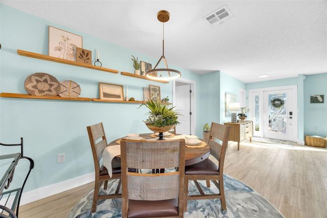 1015 Spindle Palm Way, House other with 3 bedrooms, 2 bathrooms and null parking in APOLLO BEACH FL | Image 18