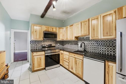 100 W Main St, WESTMINSTER, MD, 21157-4401 | Card Image