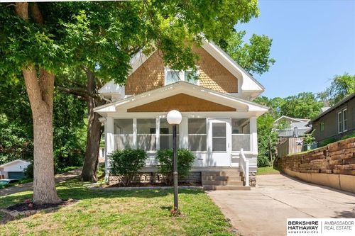 330 Fuller Ave, Council Bluffs, IA, 51503-1459 | Card Image