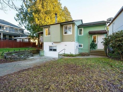 14860 89 Ave, Surrey, BC, V3R7C4 | Card Image