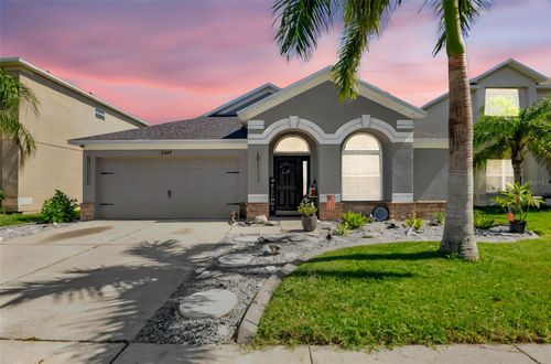 2239 Roanoke Springs Dr, RUSKIN, FL, 33570-6315 | Card Image
