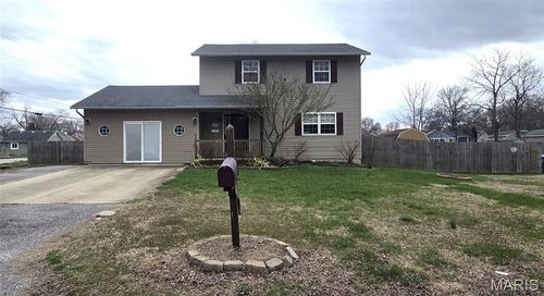 350 Illinois Ave, Wood River, IL, 62095-1390 | Card Image