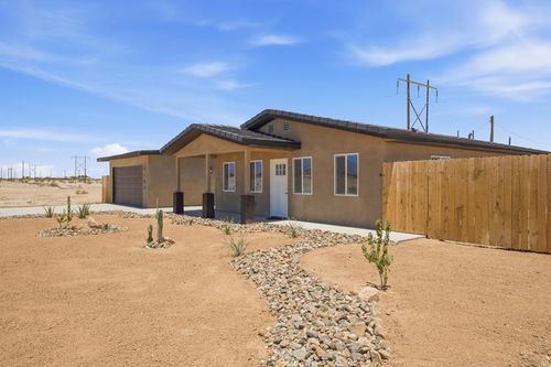 2184 Riviera Ct, Thermal, CA, 92274 | Card Image