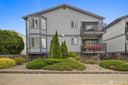 6-1131 N 93rd St, Seattle, WA, 98103-3353 | Card Image