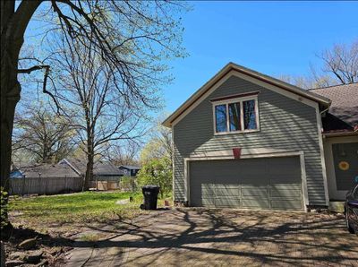 136 E South Street, House other with 4 bedrooms, 2 bathrooms and null parking in Athens MI | Image 3