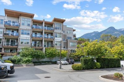 305 - 1150 Bailey St, Condo with 2 bedrooms, 1 bathrooms and 1 parking in Squamish BC | Image 2