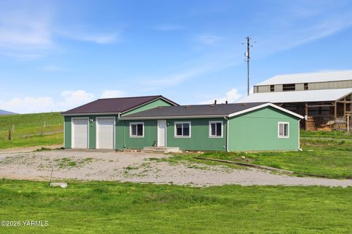 201 Gopher Rd, Selah, WA, 98942 | Card Image