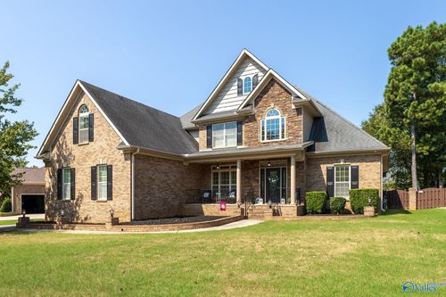 110 Woodley Rd, Madison, AL, 35758-4614 | Card Image