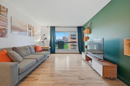 604-1335 12 Ave Sw, Calgary, AB, T3C3P7 | Card Image