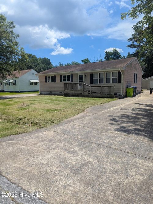 233 Kenneth Blvd, Havelock, NC, 28532-2770 | Card Image