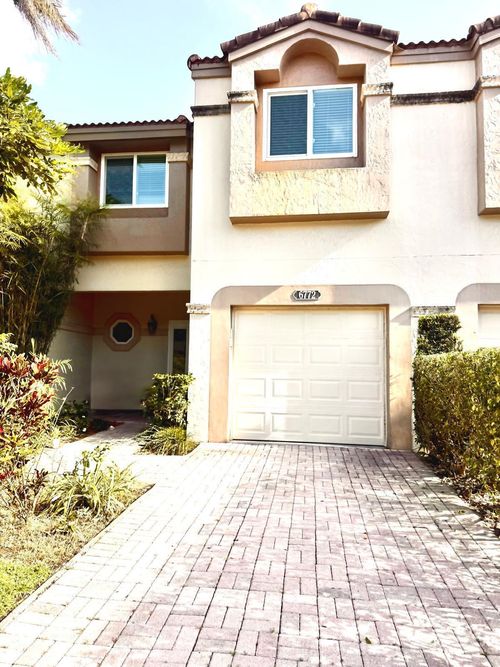 6772 Via Regina, Boca Raton, FL, 33433-3926 | Card Image