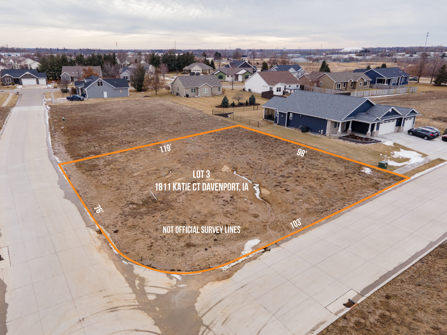 Land in Davenport
