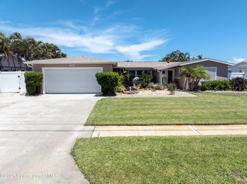 457 Penguin Dr, Satellite Beach, FL, 32937-3782 | Card Image