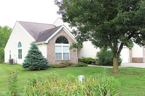 5843 Oberlies Way, Plainfield, IN, 46168-7302 | Card Image