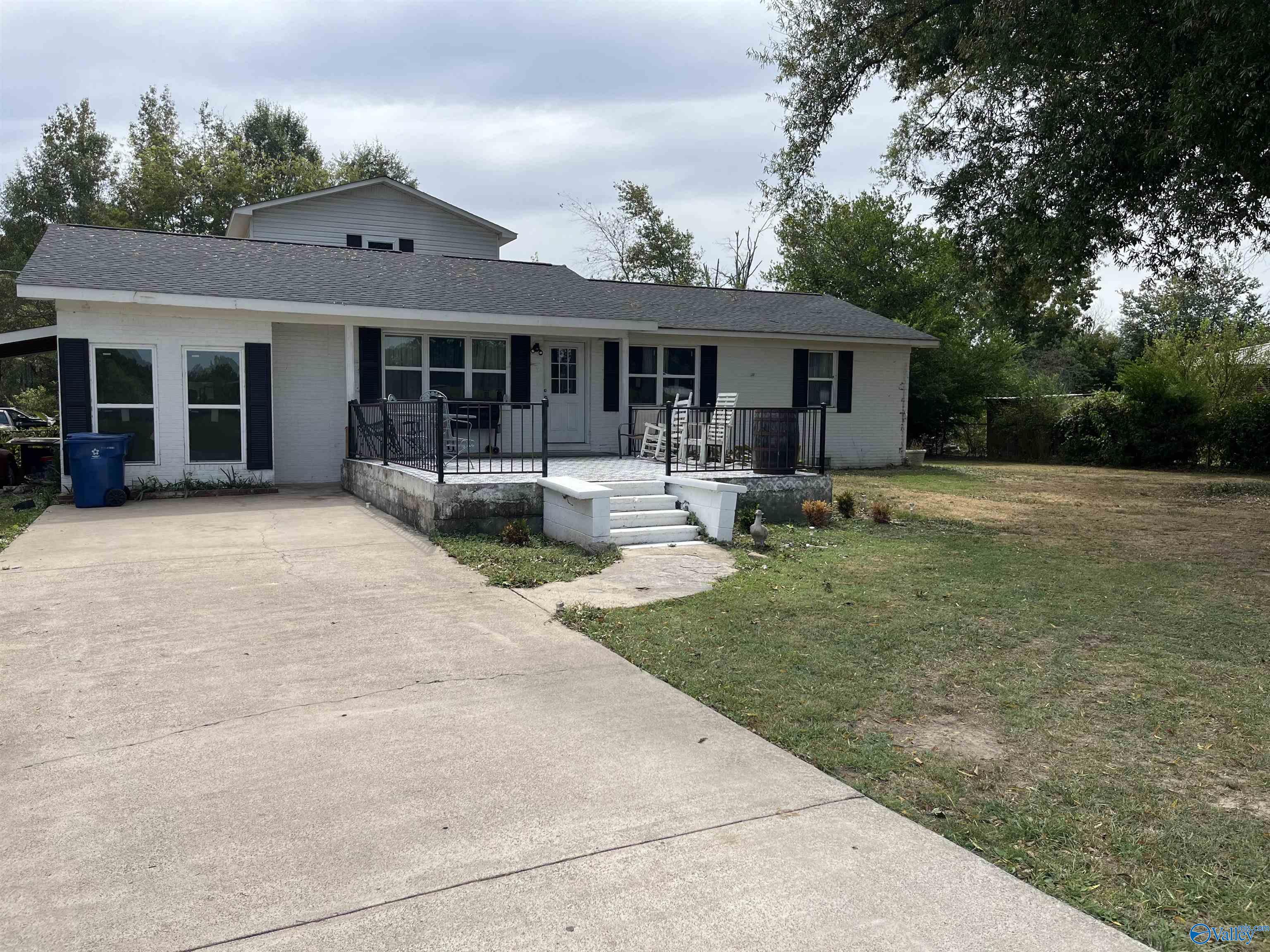Henderson Rd, Boaz, AL 35957