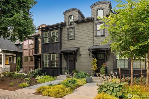 unit-23-2111 9th Ave W, Seattle, WA, 98119-3078 | Card Image