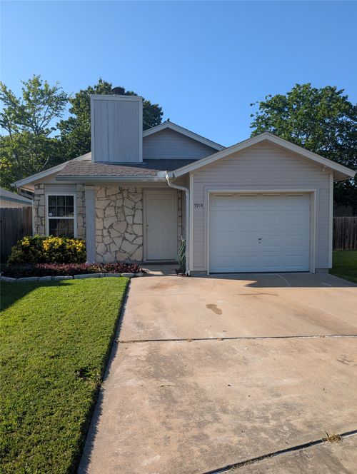 5914 Green Acres, Austin, TX, 78727-7014 | Card Image